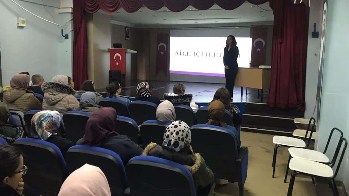 Aile İçi İletişim Semineri Düzenledik